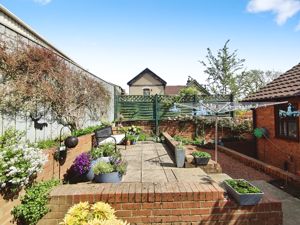 Photo 13- click for photo gallery